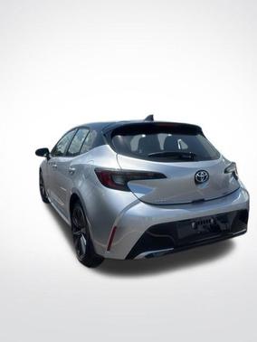Classic Silver Metallic/Midnight Black Metallic 2025 Toyota Corolla XSE