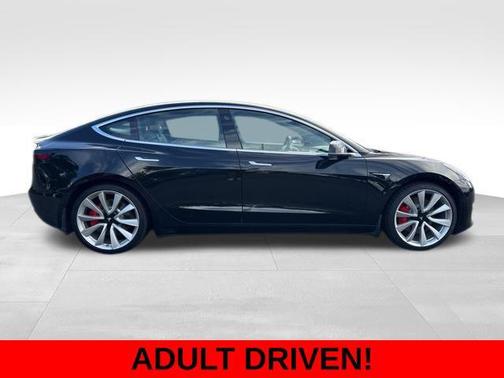 2019 Tesla Model 3 Long Range