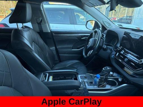 2020 Toyota Highlander Hybrid Platinum