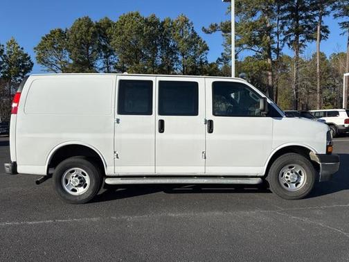 2022 Chevrolet Express 2500 RWD 2500 Regular Wheelbase WT