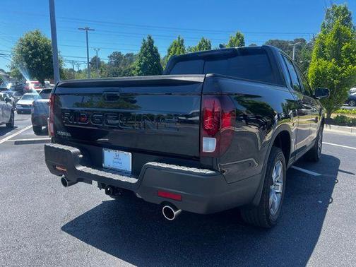 Crystal Black Pearl 2025 Honda Ridgeline RTL