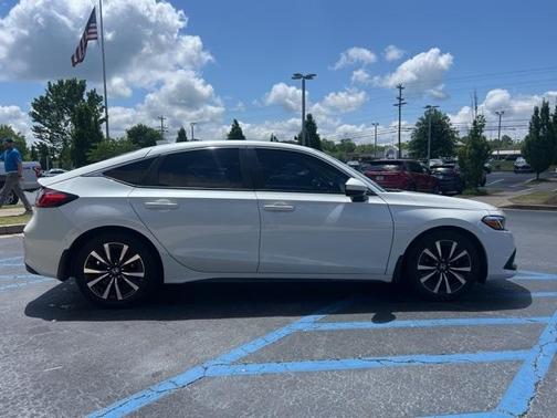 2022 Honda Civic EX-L