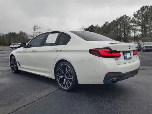 2023 BMW 540 i