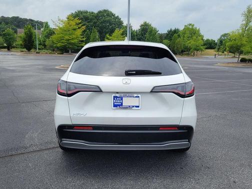 Platinum White Pearl 2026 Honda HR-V EX-L