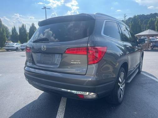 2017 Honda Pilot Elite