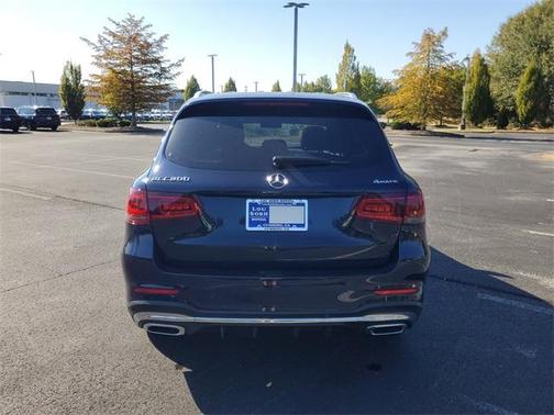 2022 Mercedes-Benz GLC 300 Base 4MATIC