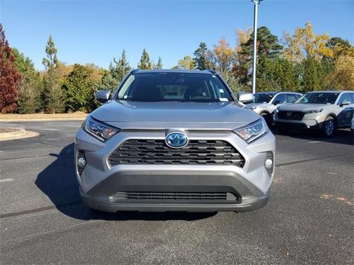 2021 Toyota RAV4 Hybrid XLE