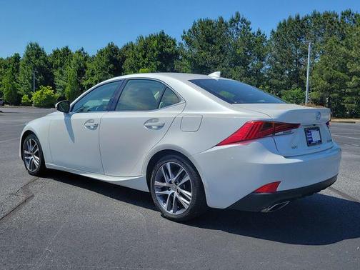 Eminent White Pearl 2018 Lexus IS 300 Base