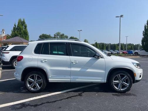 2017 Volkswagen Tiguan 2.0T Sport