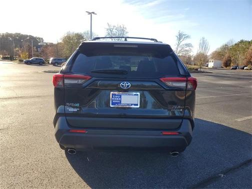 2021 Toyota RAV4 Hybrid XLE Premium