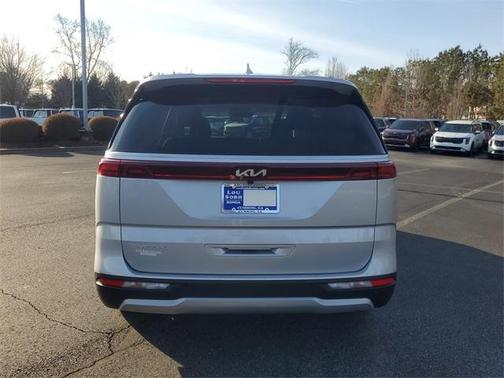 2023 Kia Carnival LX