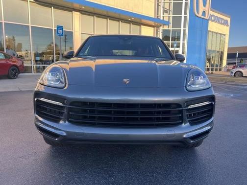 2019 Porsche Cayenne Base