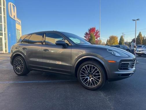 2019 Porsche Cayenne Base