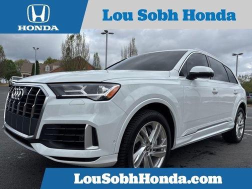 Glacier White Metallic 2020 Audi Q7 55 Premium Plus