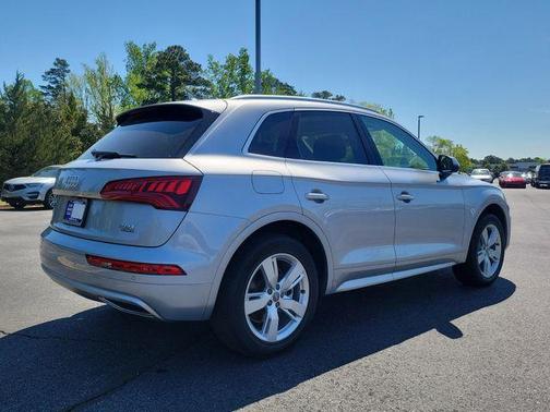 2018 Audi Q5 2.0T Premium Plus