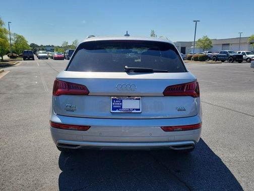 2018 Audi Q5 2.0T Premium Plus