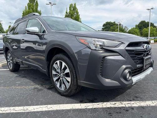Magnetite Gray Metallic 2024 Subaru Outback Touring XT