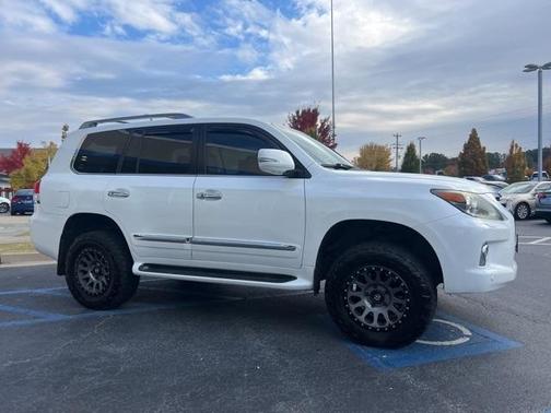 2014 Lexus LX 570 Base