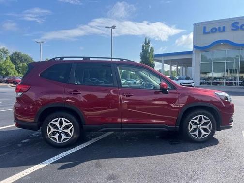 2022 Subaru Forester 2.5i Premium