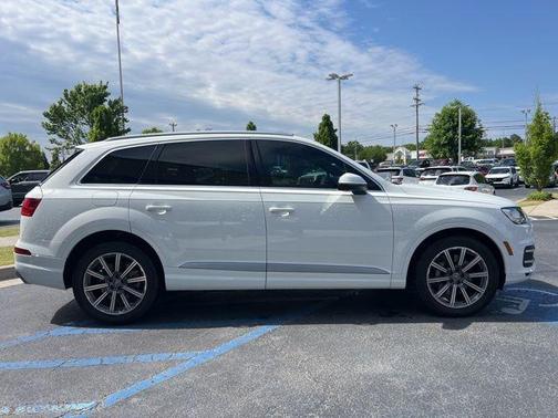 Carrara White 2018 Audi Q7 3.0T Prestige