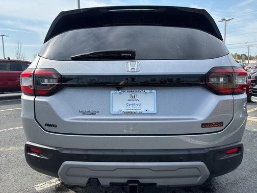 Lunar Silver Metallic 2024 Honda Pilot TrailSport