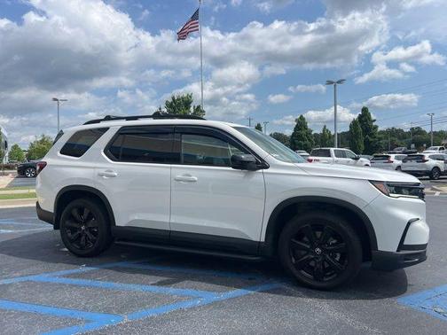 Platinum White Pearl 2025 Honda Pilot Black Edition