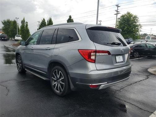 2019 Honda Pilot Touring 7-Passenger