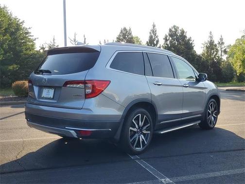 2019 Honda Pilot Touring 7-Passenger