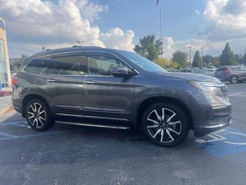 2021 Honda Pilot Touring 8-Passenger