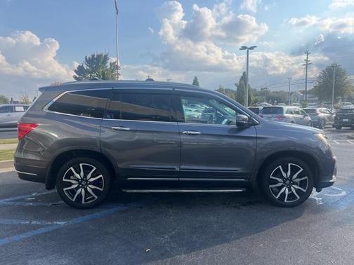 2021 Honda Pilot Touring 8-Passenger