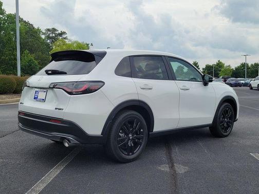 Platinum White Pearl 2026 Honda HR-V Sport