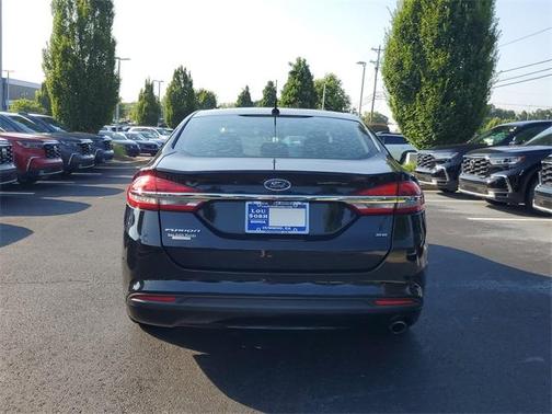 2017 Ford Fusion SE