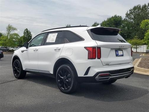 2023 Kia Sorento SX