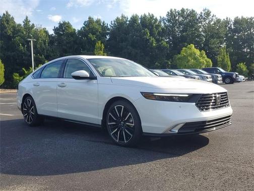 2025 Honda Accord Hybrid Touring