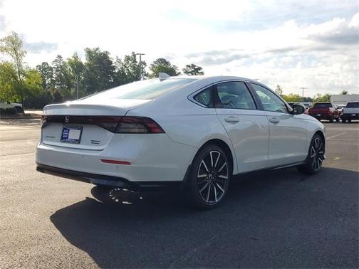 2025 Honda Accord Hybrid Touring