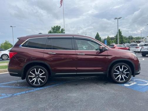 2021 Honda Pilot Touring 8-Passenger