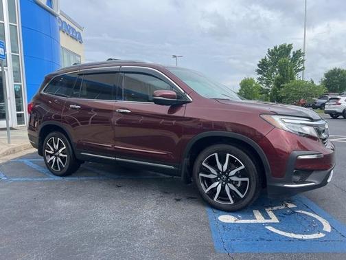 2021 Honda Pilot Touring 8-Passenger