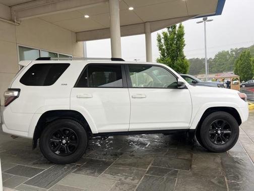 2021 Toyota 4Runner SR5
