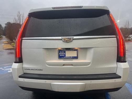 2018 Cadillac Escalade ESV Platinum