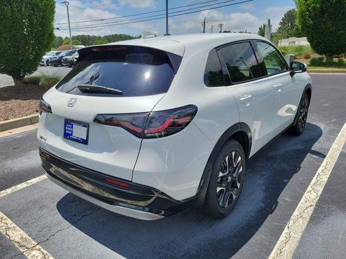 Platinum White Pearl 2027 Honda HR-V EX-L