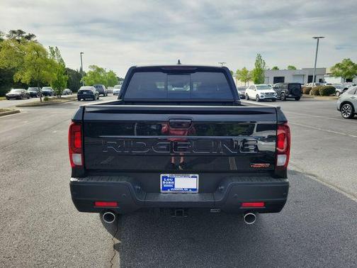 Crystal Black Pearl 2026 Honda Ridgeline TrailSport