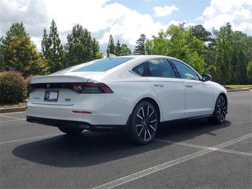 2025 Honda Accord Hybrid Touring