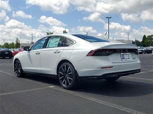 2025 Honda Accord Hybrid Touring