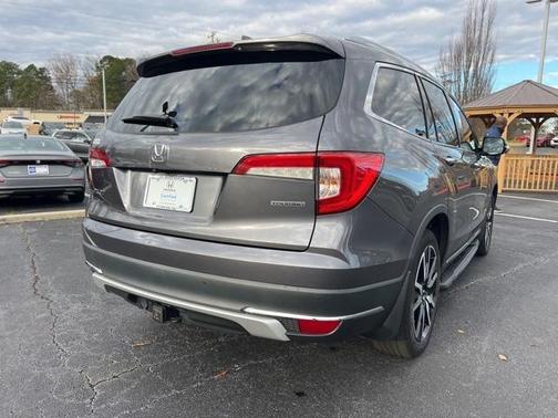 2019 Honda Pilot Touring 8-Passenger