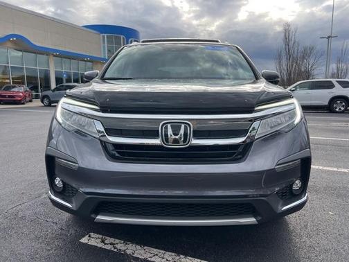 2019 Honda Pilot Touring 8-Passenger