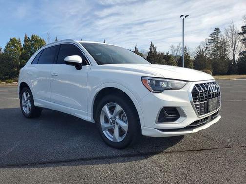 2021 Audi Q3 40 Premium