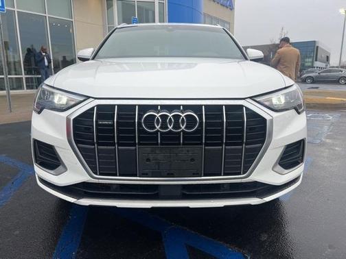 2021 Audi Q3 40 Premium