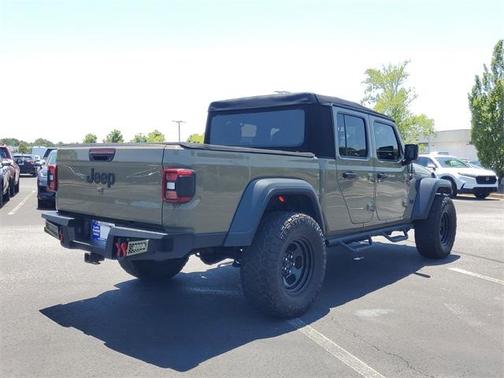 2020 Jeep Gladiator Sport