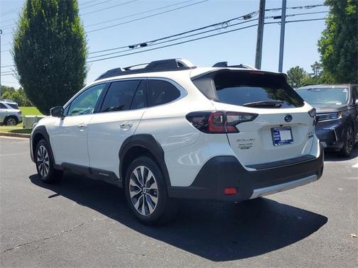 2023 Subaru Outback Touring XT