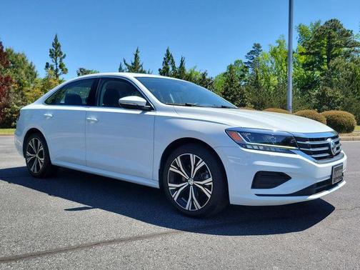 2022 Volkswagen Passat 2.0T SE